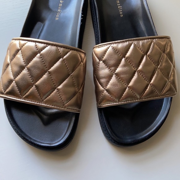 NWOT: Mercer & Madison Quilted Rose Gold Slip-On Sandal - Picture 5 of 6